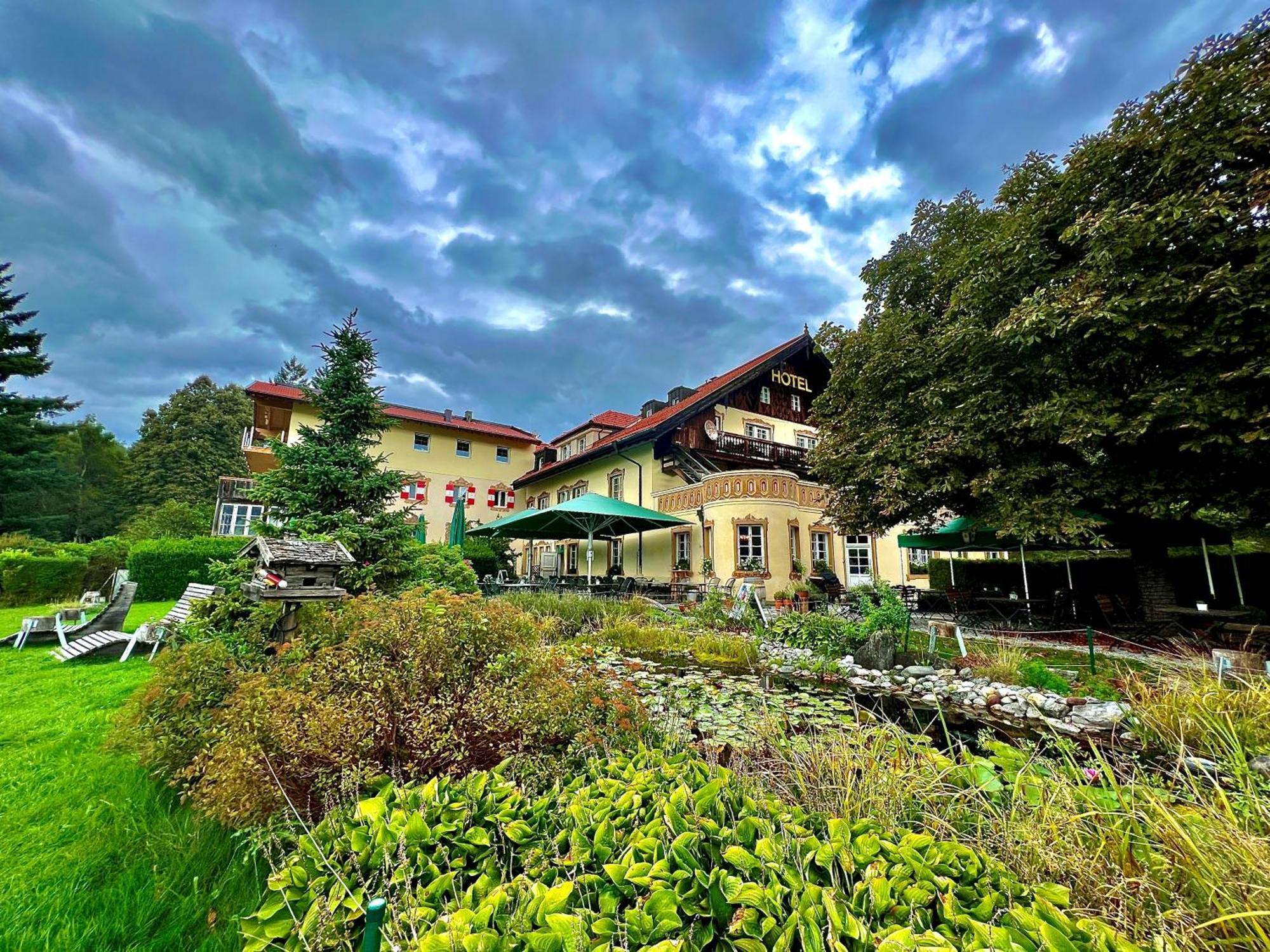 Hotel Restaurant Gruenwalderhof 파트슈 외부 사진